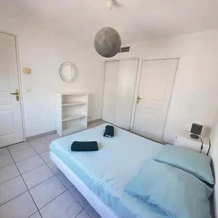 De Juan Les Pins - With Air Conditioner * أنتيب